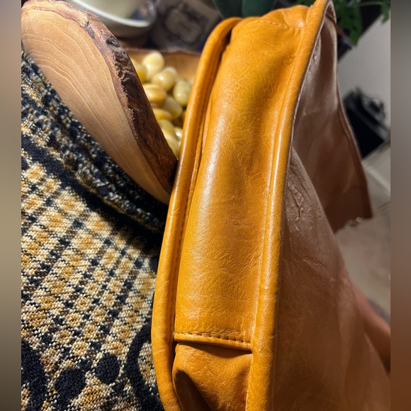 ๐๐ Wanderlust Crossbody Faux Vegan Leather Bag by Funky Monkey ๐๐ - Picture 4 of 12